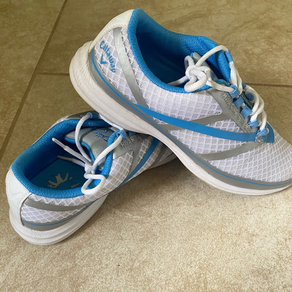 Callaway womens golf shoes.  Barely used.  Size 7